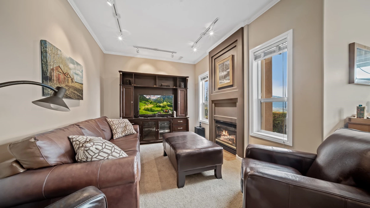 Outdoor Kitchen Photo of 36046 Spyglass Court, Abbotsford, BC