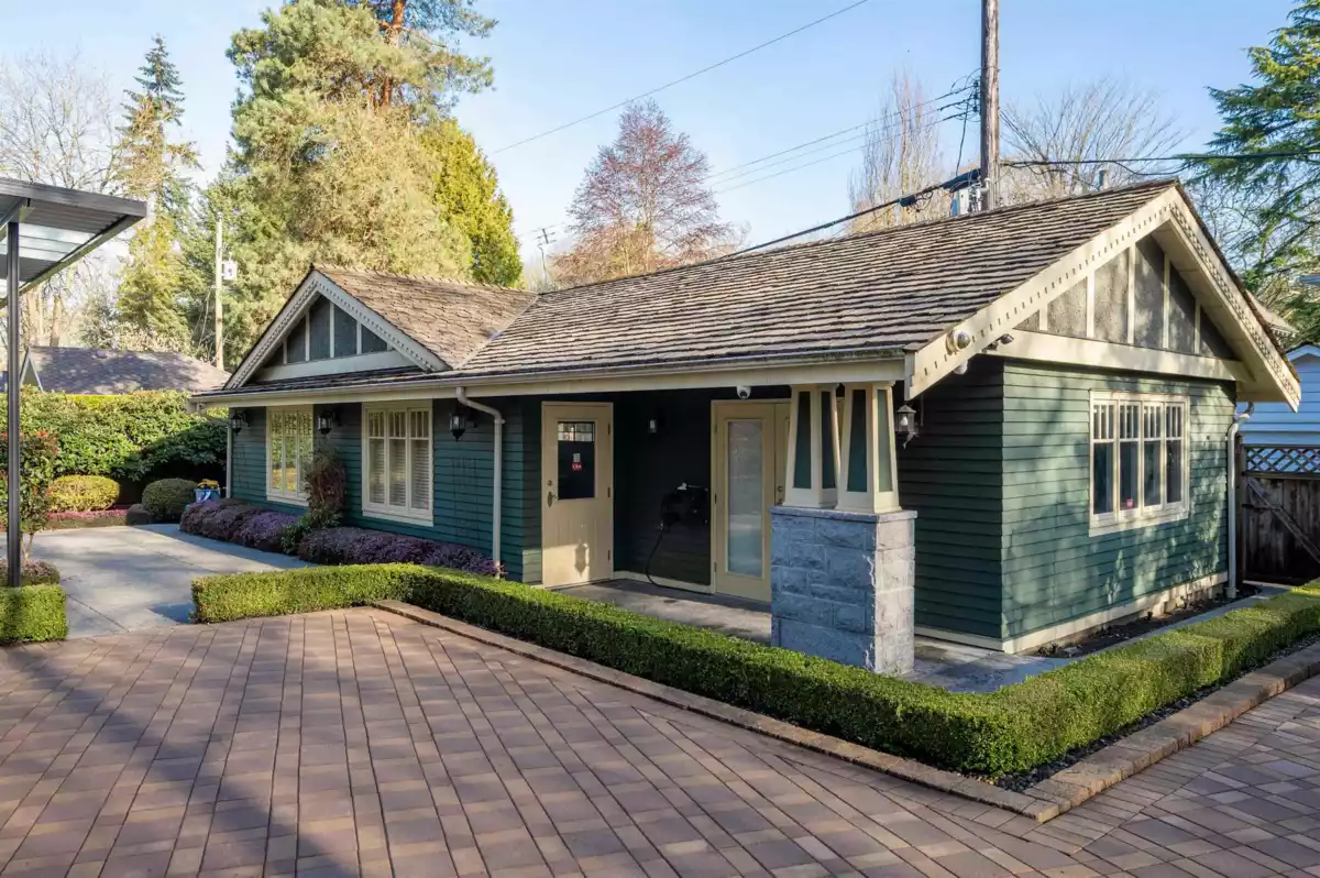 Primary Bathroom Photo of 4583 Hudson Street, Vancouver, BC