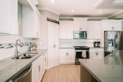 Kitchen Island Photo of 10543 248 Street, Maple Ridge, BC
