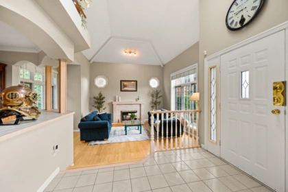 Guest Bathroom Photo of 12334 56 Avenue, Surrey, BC