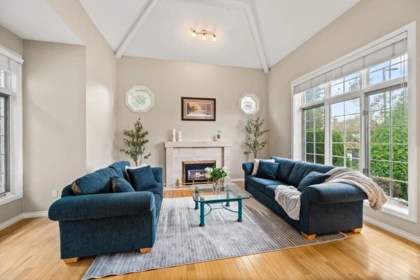 12334 56 Avenue, Surrey, BC