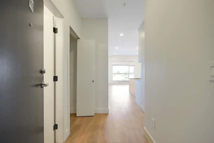 411 8496 120 Street, Surrey, BC, Surrey — Apartment/Condo for sale