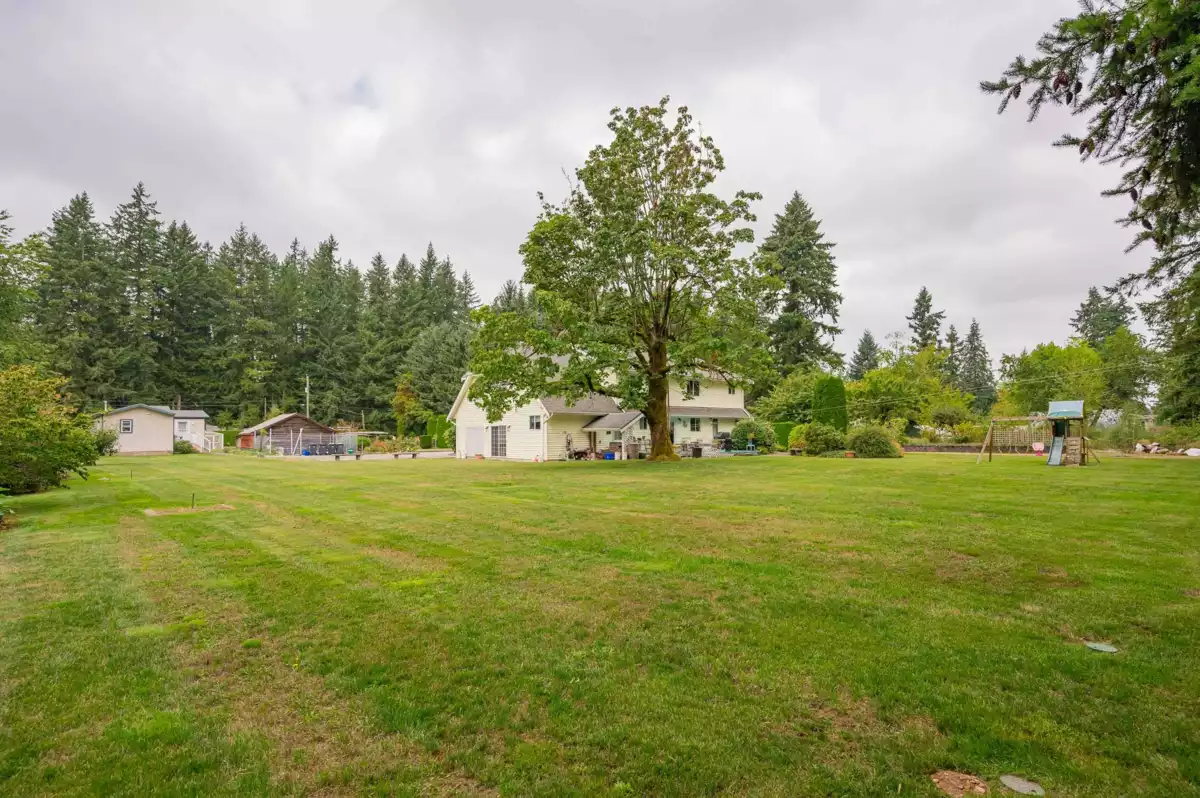 Hot Tub / Spa Photo of 2572 204 Street, Langley, BC