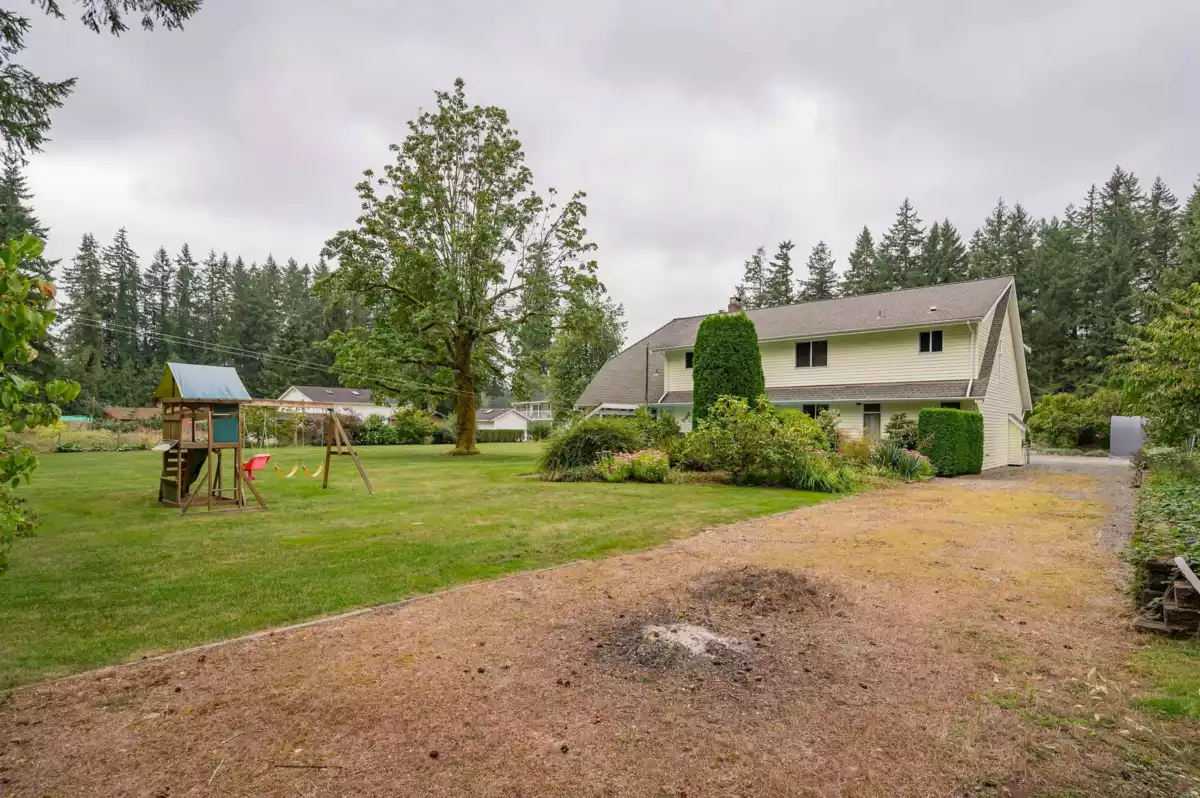 Outdoor Kitchen Photo of 2572 204 Street, Langley, BC