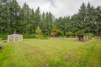 Community Amenities Photo (Clubhouse) of 2572 204 Street, Langley, BC