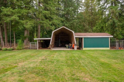 Garden / Landscaping Photo of 2572 204 Street, Langley, BC