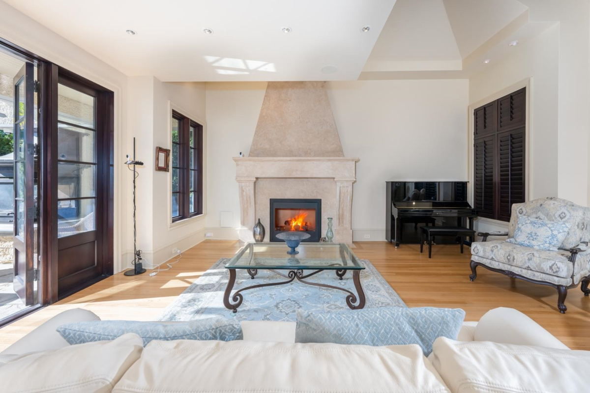Family Room Photo of 1198 W 55th Avenue, Vancouver, BC