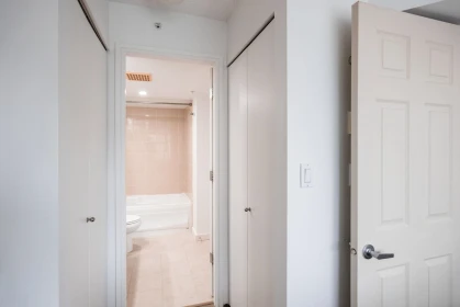 Guest Bathroom Photo of 803 1723 Alberni Street, Vancouver, BC