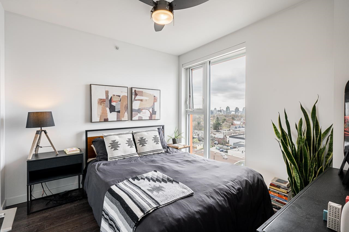 Primary Bathroom Photo of 1110 933 E Hastings Street, Vancouver, BC