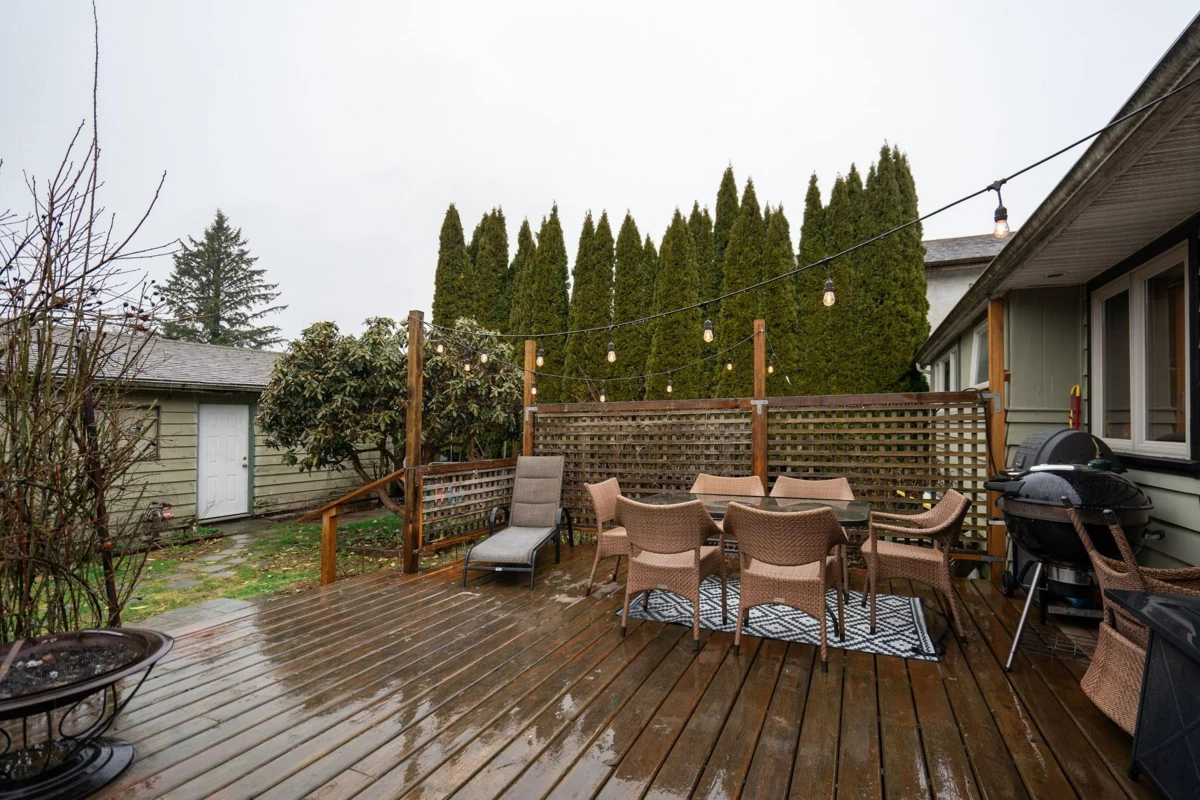 Hallway Photo of 37963 Fourth Avenue, Squamish, BC