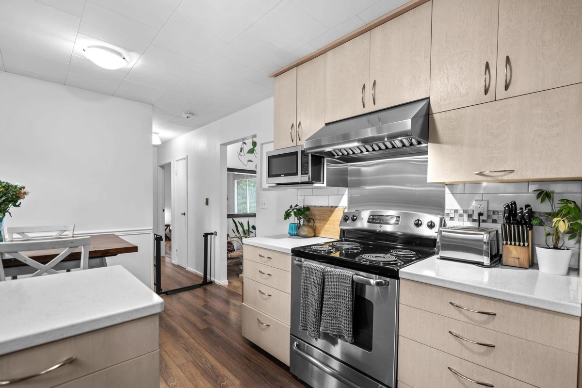 Mudroom Photo of 37963 Fourth Avenue, Squamish, BC