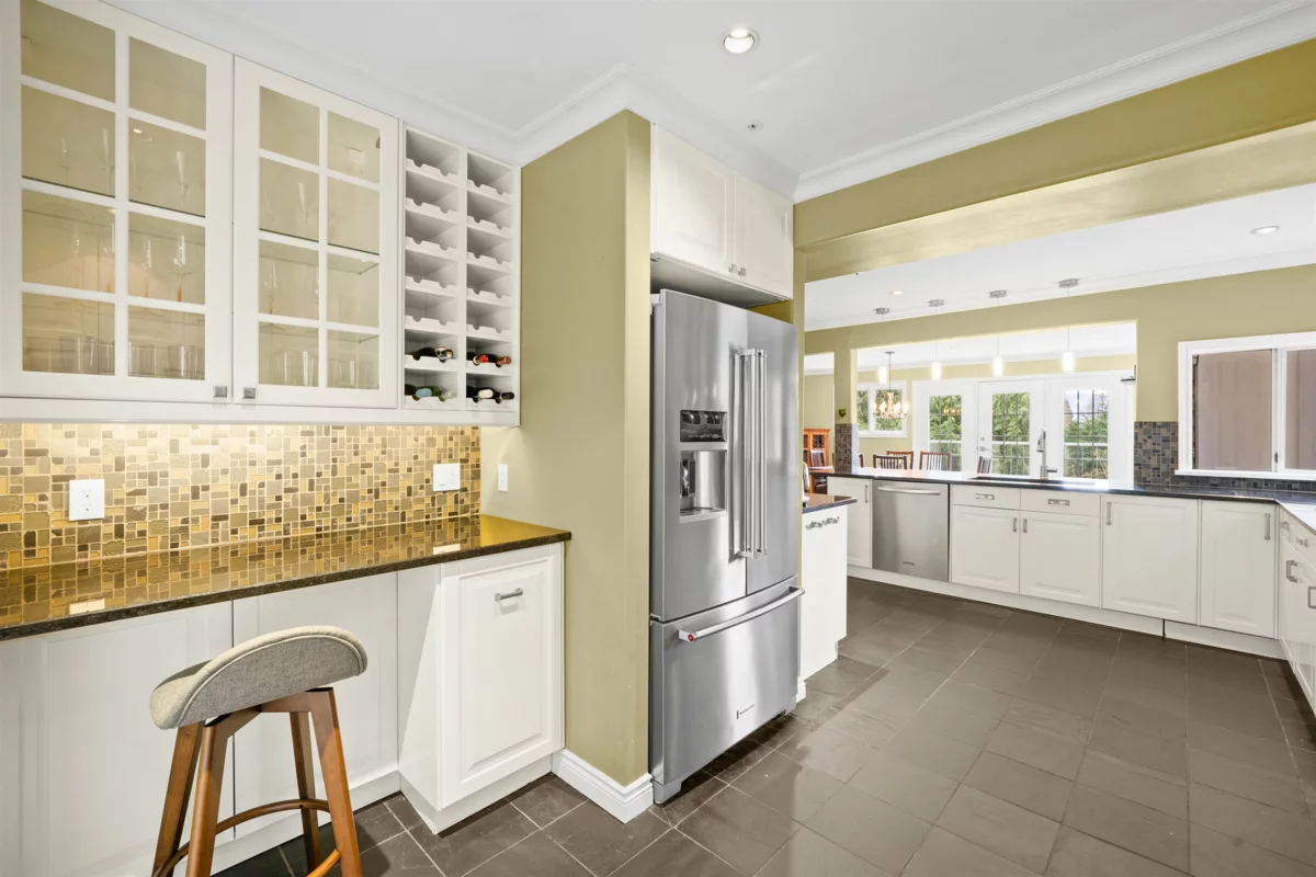 Loft / Bonus Room Photo of 4622 Cove Cliff Road, North Vancouver, BC