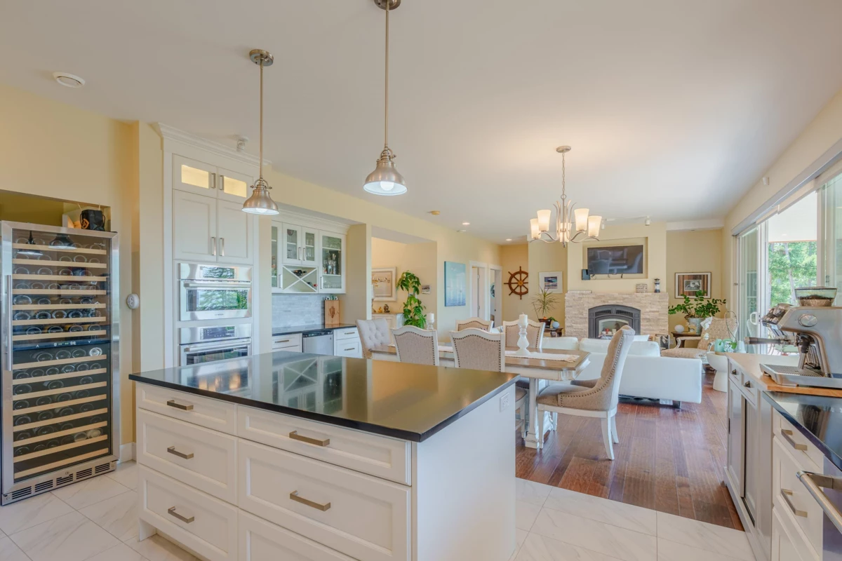 Bedroom 3 Photo of 10825 Wood Bay Ridge Road, Halfmoon Bay, BC