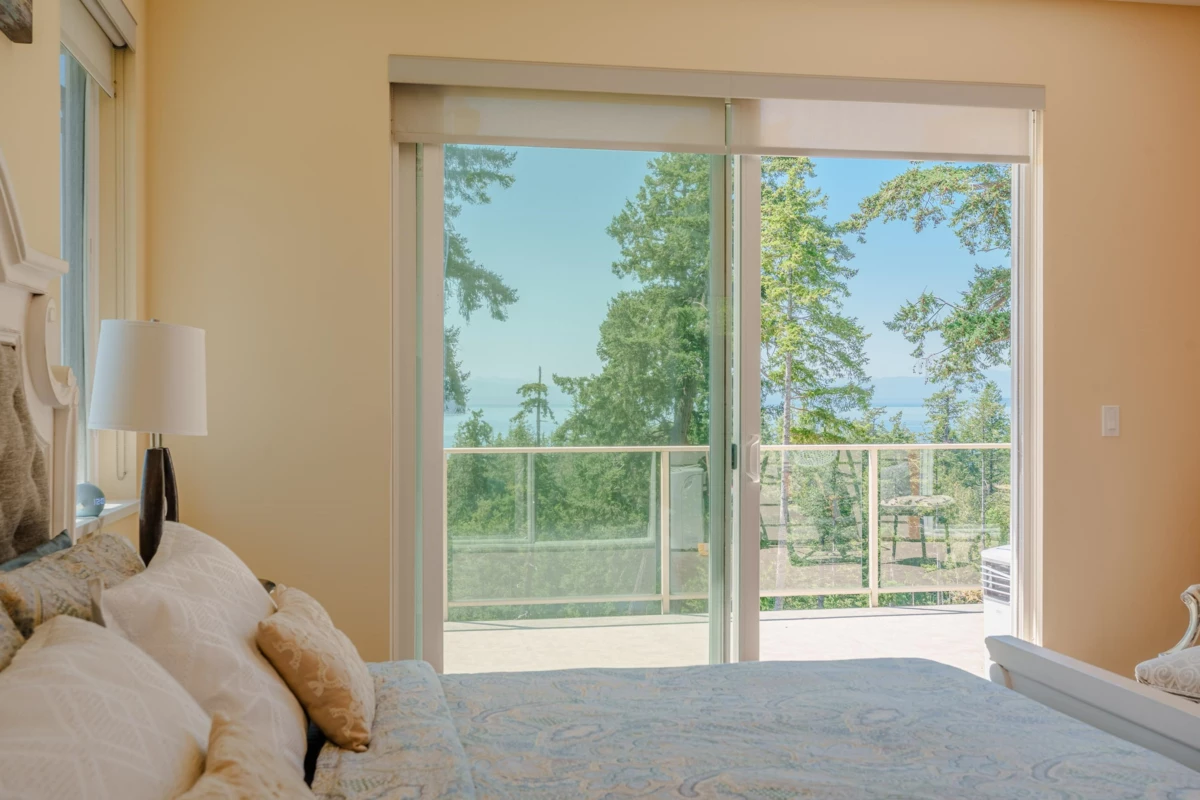 Outdoor Deck Photo of 10825 Wood Bay Ridge Road, Halfmoon Bay, BC