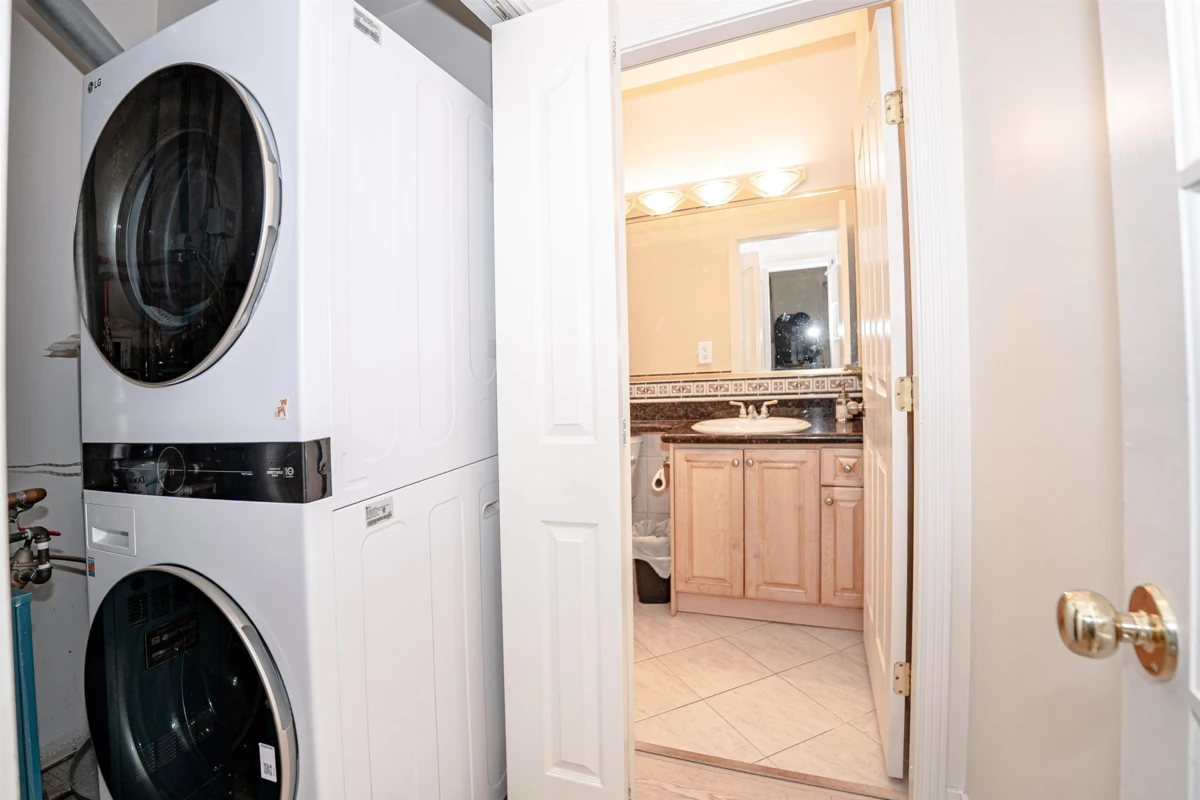 Walk-In Closet Photo of 4857 Victory Street, Burnaby, BC