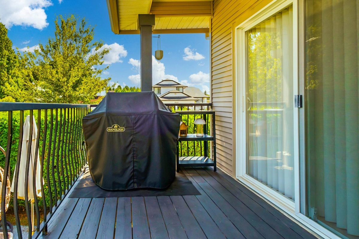 Entry Foyer Photo of 11804 191a Street, Pitt Meadows, BC
