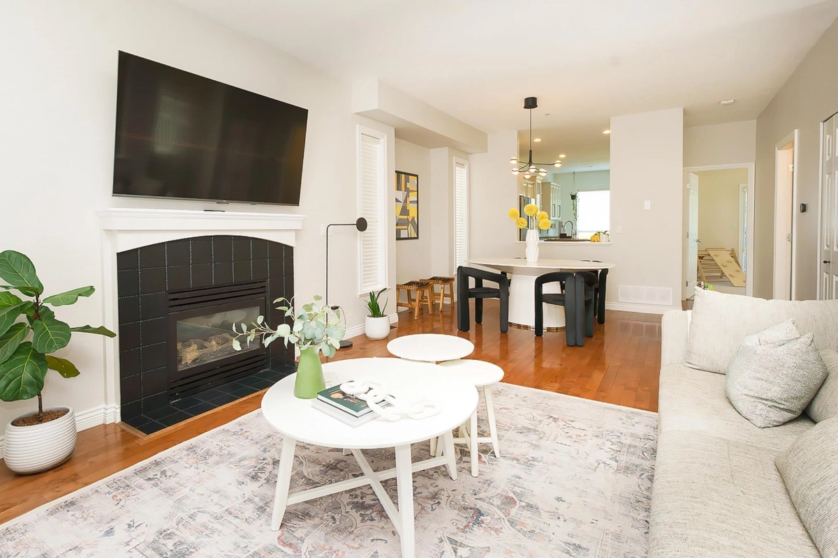 Family Room Photo of 11804 191a Street, Pitt Meadows, BC