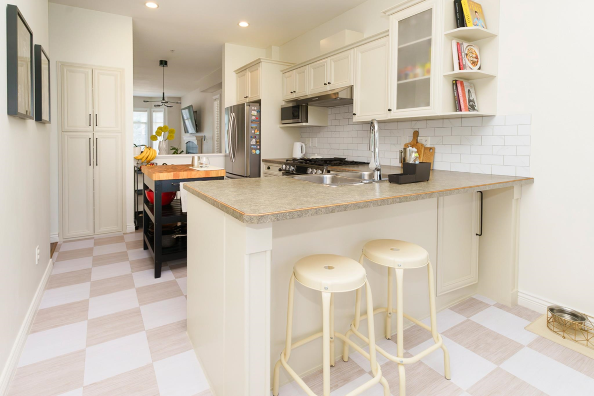 Pantry Photo of 11804 191a Street, Pitt Meadows, BC