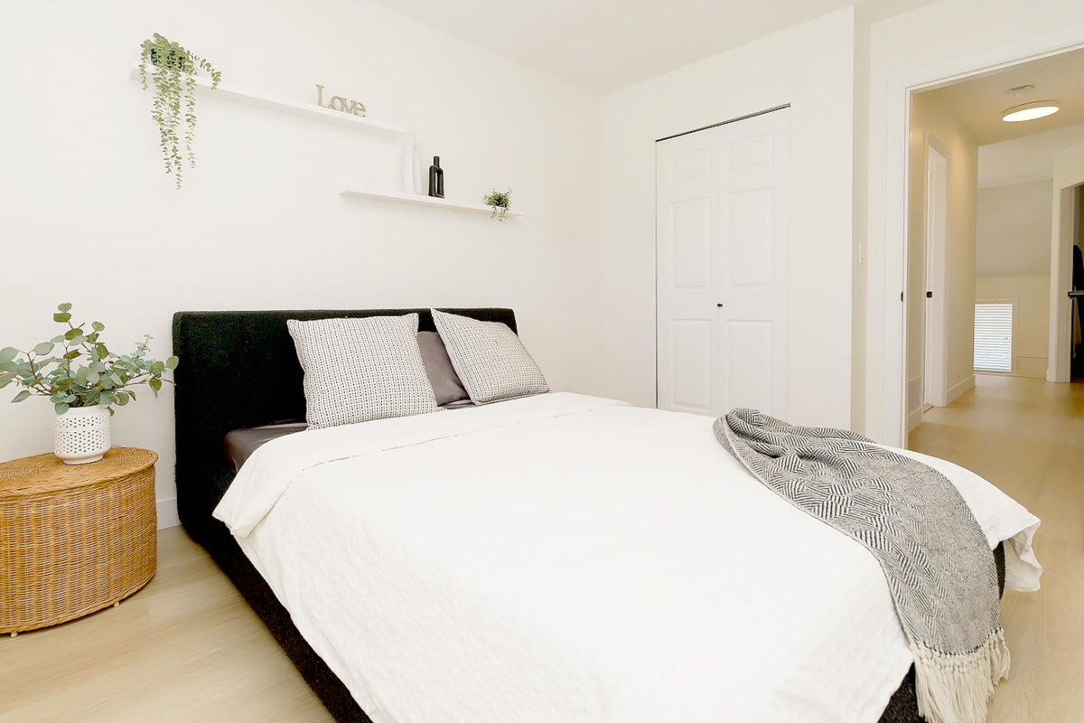 Powder Room Photo of 11804 191a Street, Pitt Meadows, BC