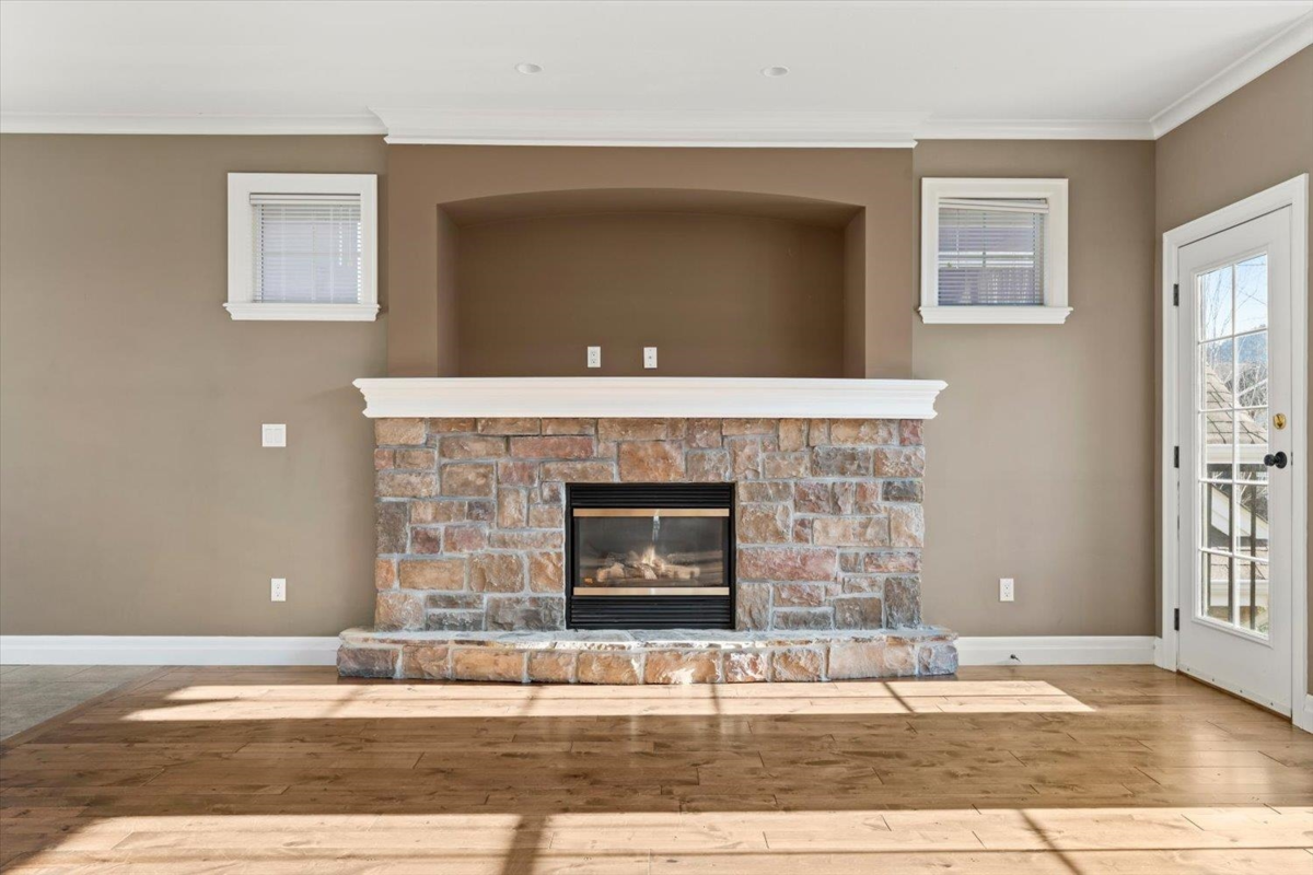 Guest Bathroom Photo of 5895 Garrison Boulevard, Chilliwack, BC