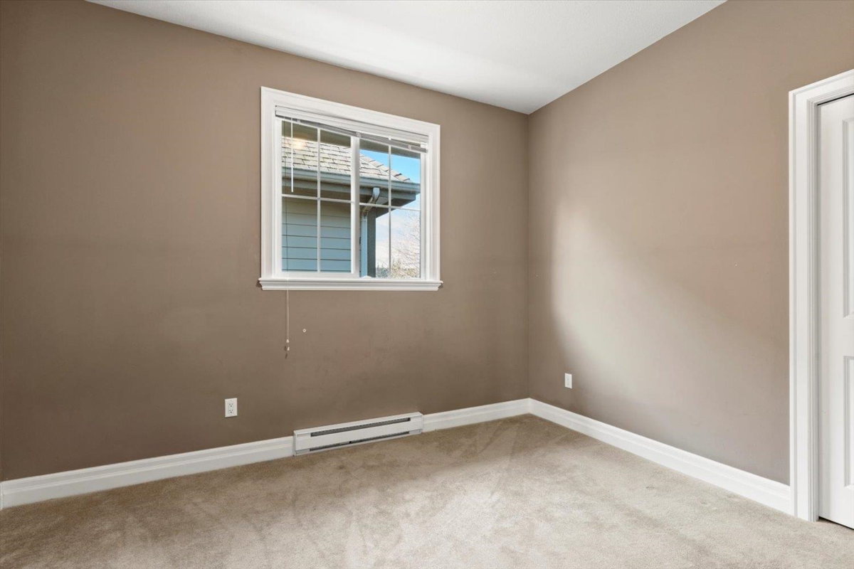 Staircase Photo of 5895 Garrison Boulevard, Chilliwack, BC