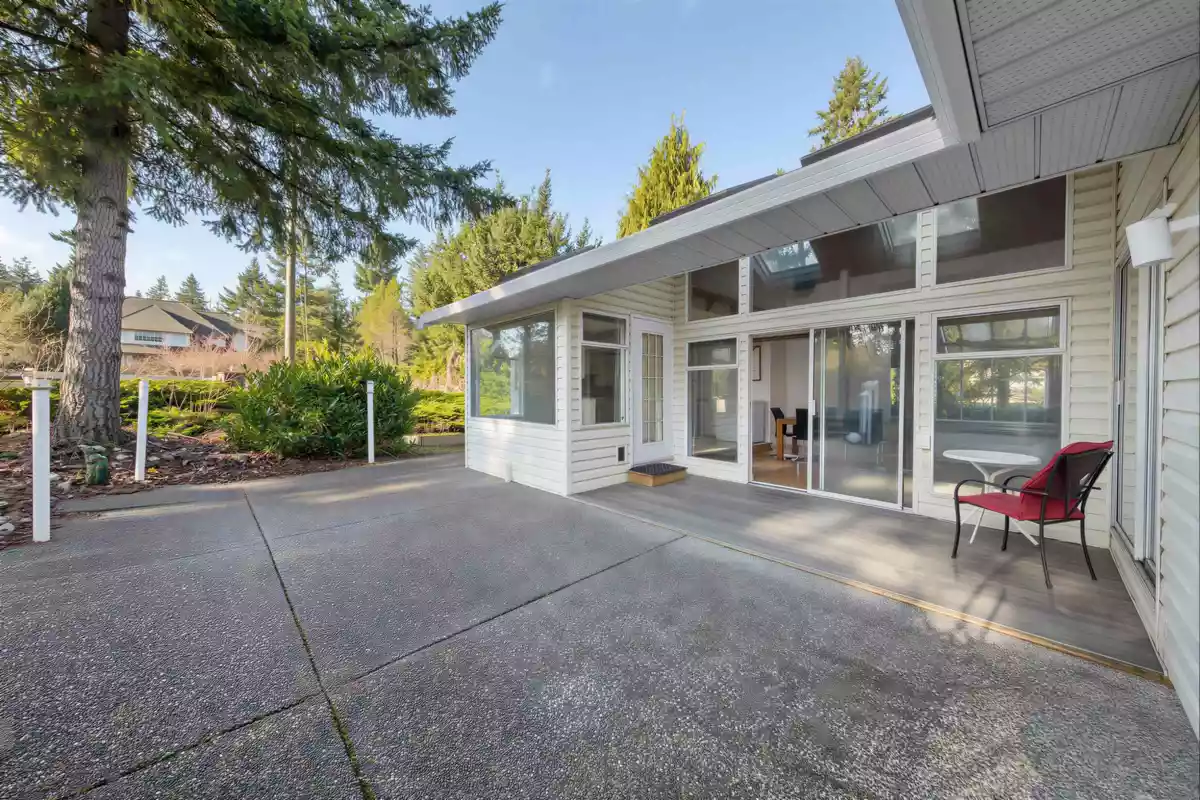 Bedroom 2 Photo of 17138 26a Avenue, Surrey, BC