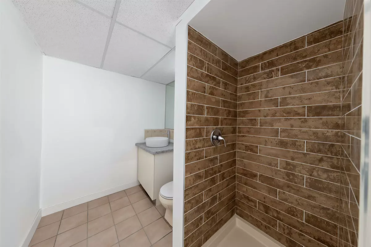 Garage Interior Photo of 17138 26a Avenue, Surrey, BC