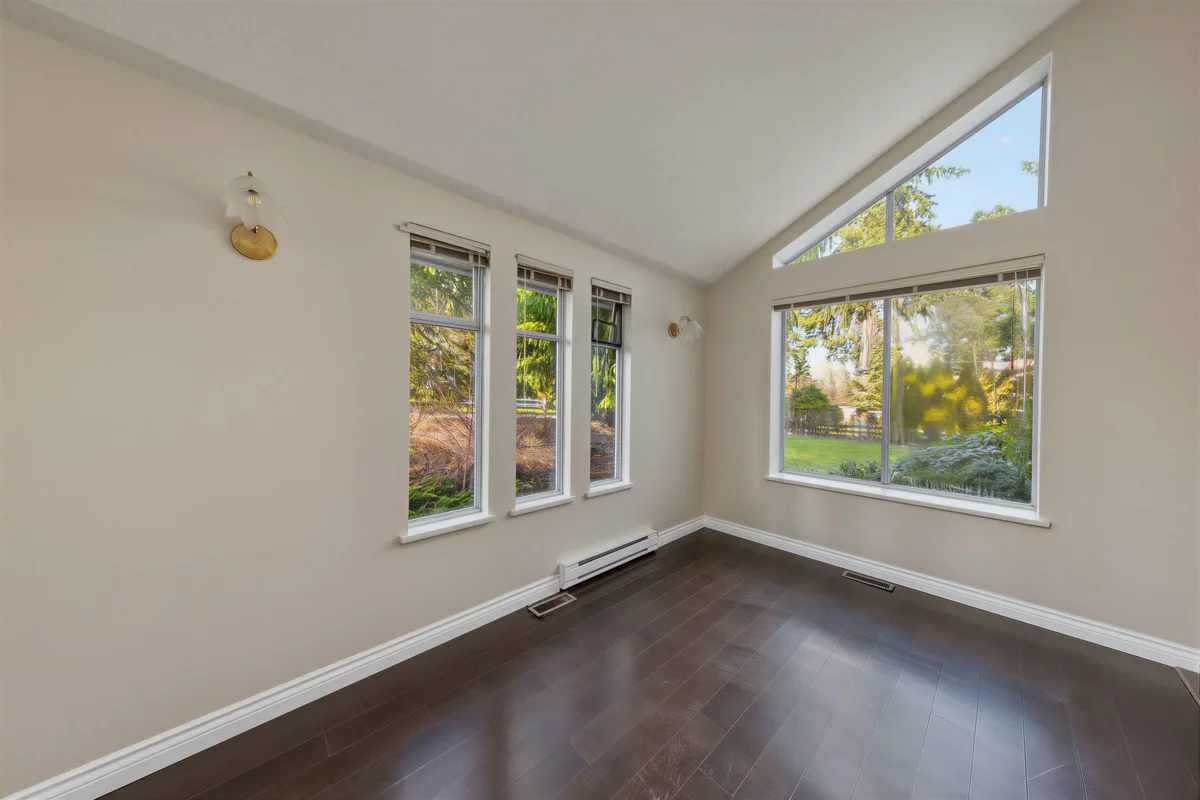 Loft / Bonus Room Photo of 17138 26a Avenue, Surrey, BC