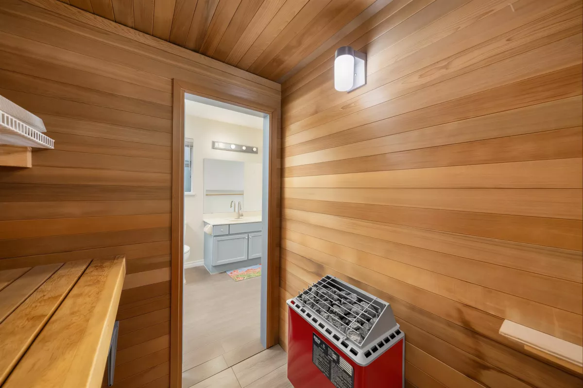 Office / Den Photo of 17138 26a Avenue, Surrey, BC