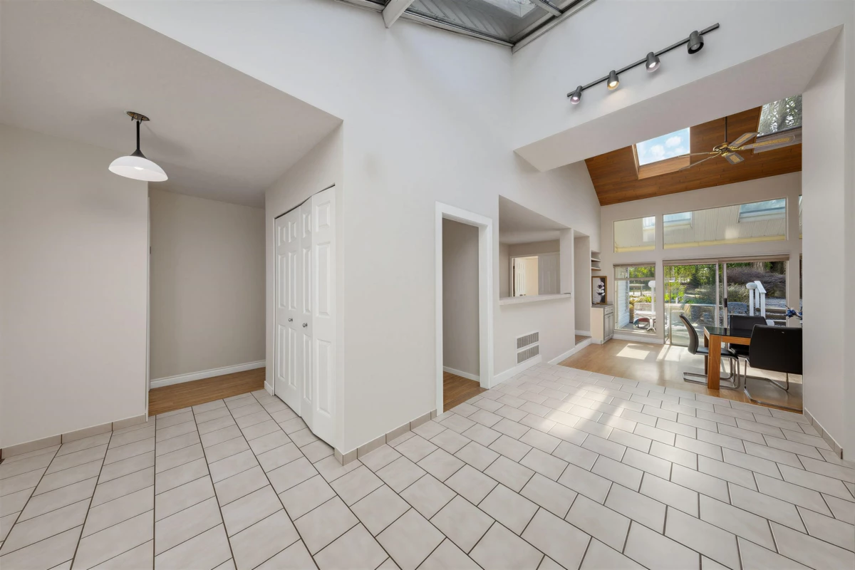 Primary Bedroom Photo of 17138 26a Avenue, Surrey, BC