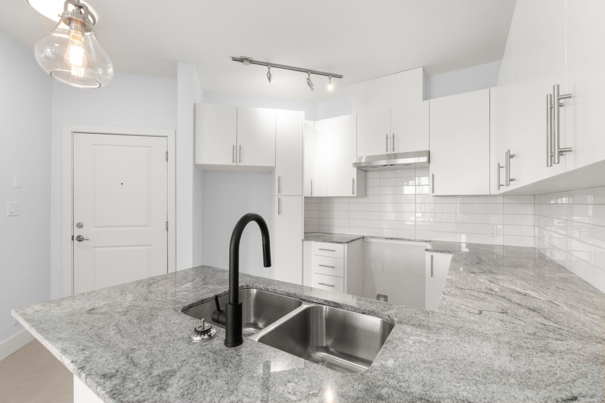 Primary Bedroom Photo of 412 15956 86a Avenue, Surrey, BC