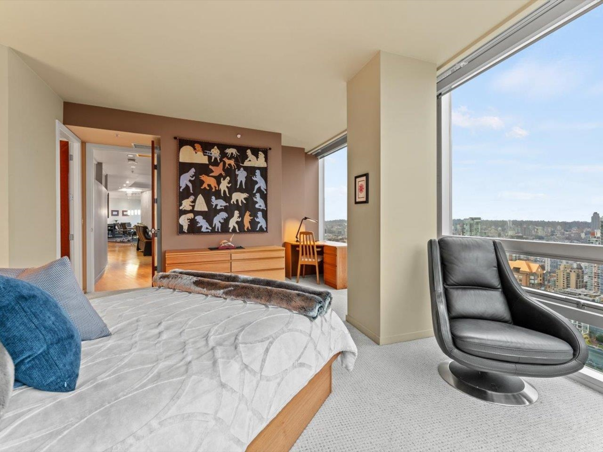 Bedroom 3 Photo of 3704 938 Nelson Street, Vancouver, BC