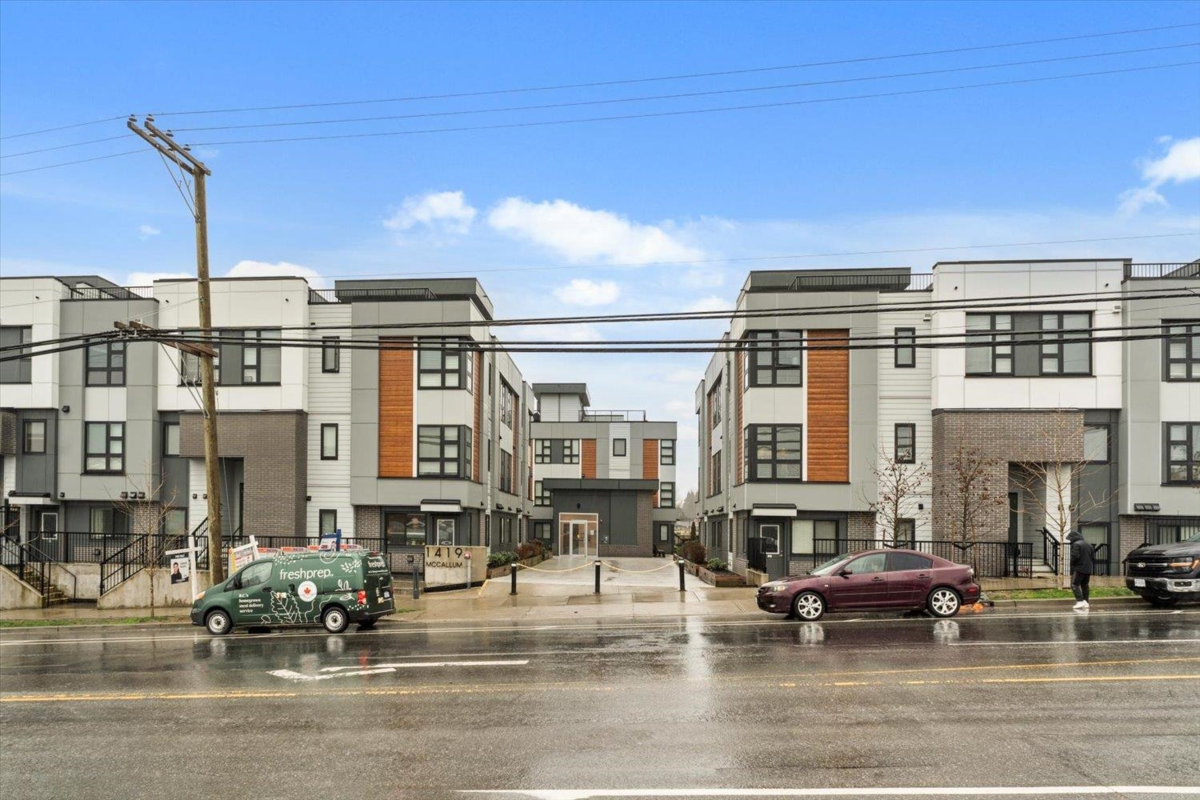 Exterior Rear Photo of 14 1419 Mccallum Road, Abbotsford, BC