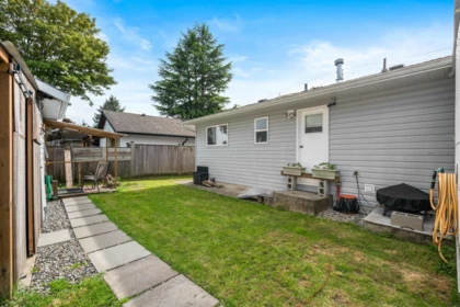 Front Yard Photo of 5098 208 Street, Langley, BC