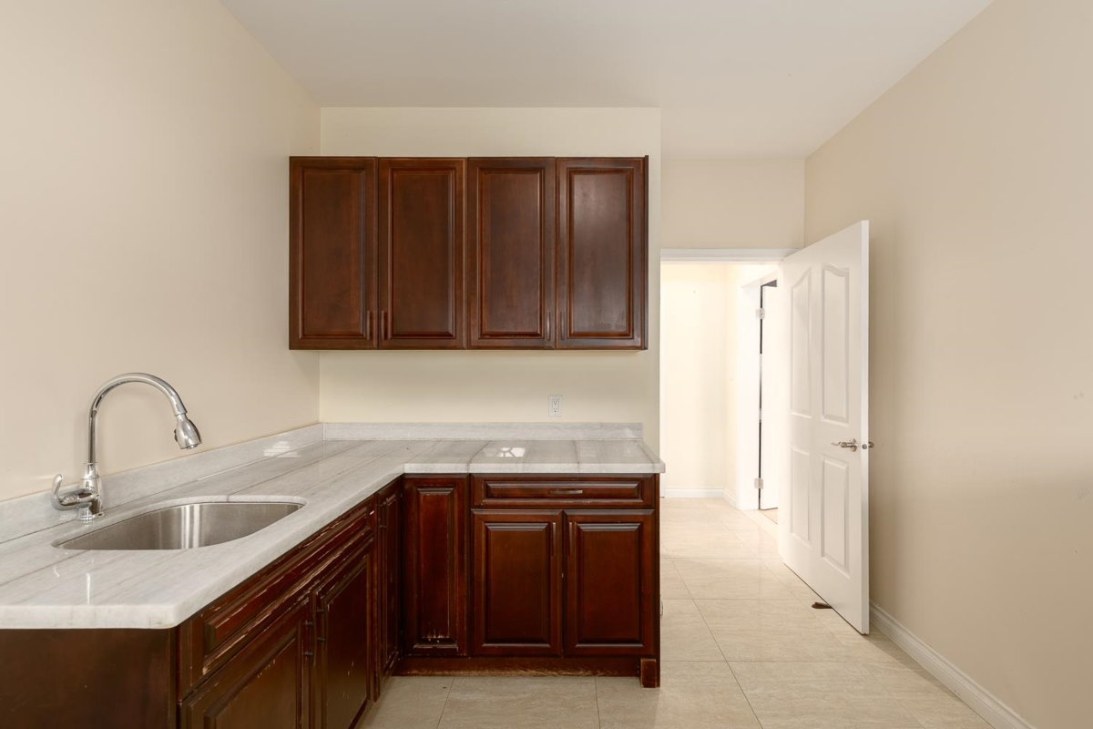 Loft / Bonus Room Photo of 1989 W 52nd Avenue, Vancouver, BC