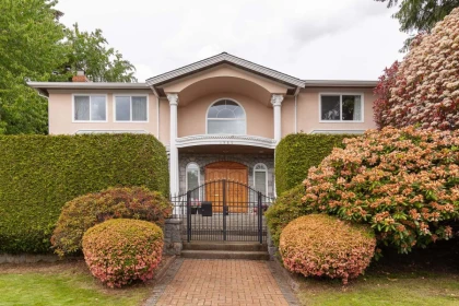 1989 W 52nd Avenue, Vancouver, BC