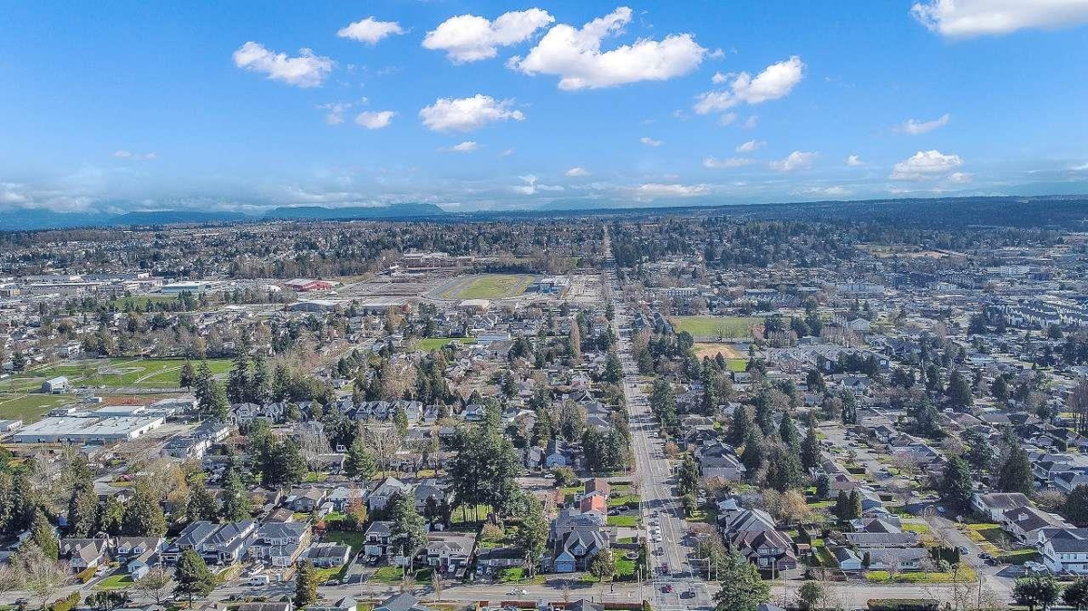 Bedroom 3 Photo of 6032 171a Street, Surrey, BC