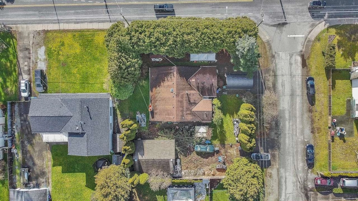 Breakfast Nook Photo of 6032 171a Street, Surrey, BC