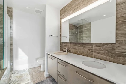Primary Bathroom Photo of 611 6611 Pearson Way, Richmond, BC