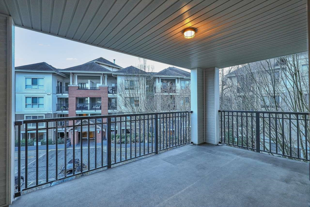 Hallway Photo of A316 8929 202 Street, Langley, BC