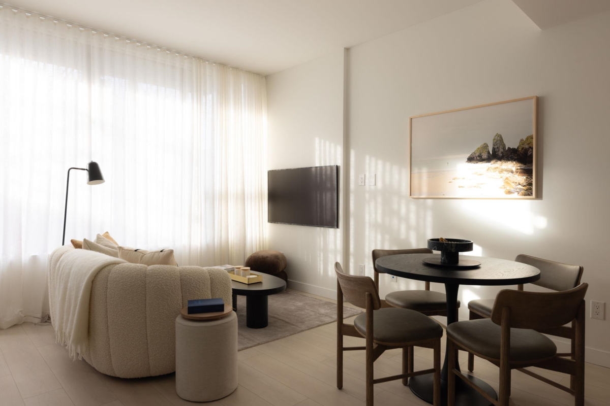 Dining Area Photo of 104 626 Claremont Street, Coquitlam, BC