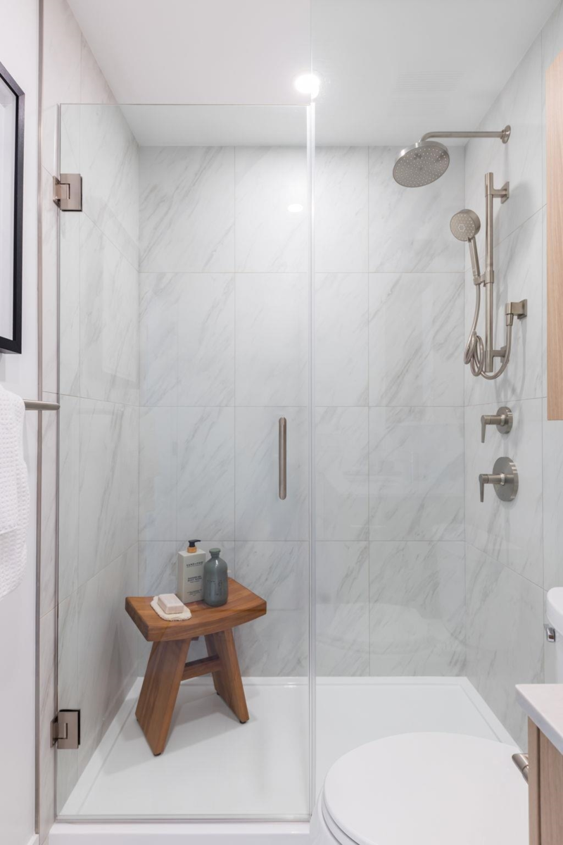 Primary Bathroom Photo of 104 626 Claremont Street, Coquitlam, BC