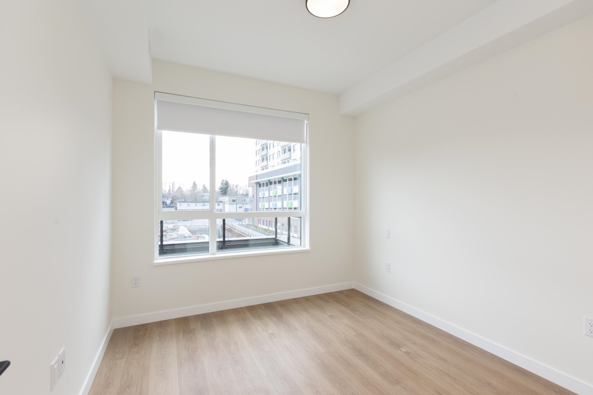 Guest Bathroom Photo of 305 27249 Aldergrove Town Centre Drive, Langley, BC