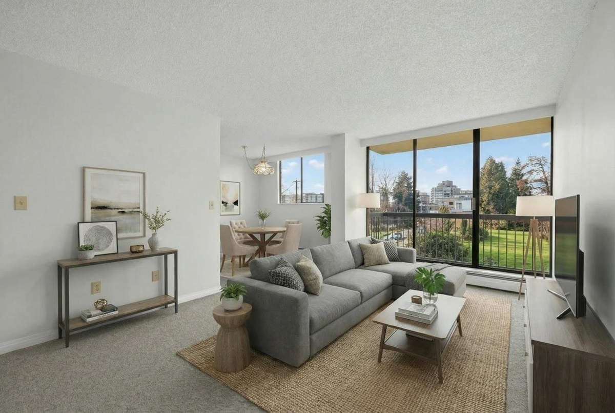 Living Room Photo of 203 145 St. Georges Avenue, North Vancouver, BC