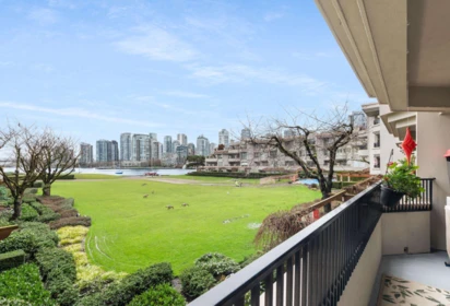 201 1869 Spyglass Place, Vancouver, BC, Vancouver — Apartment/Condo for sale
