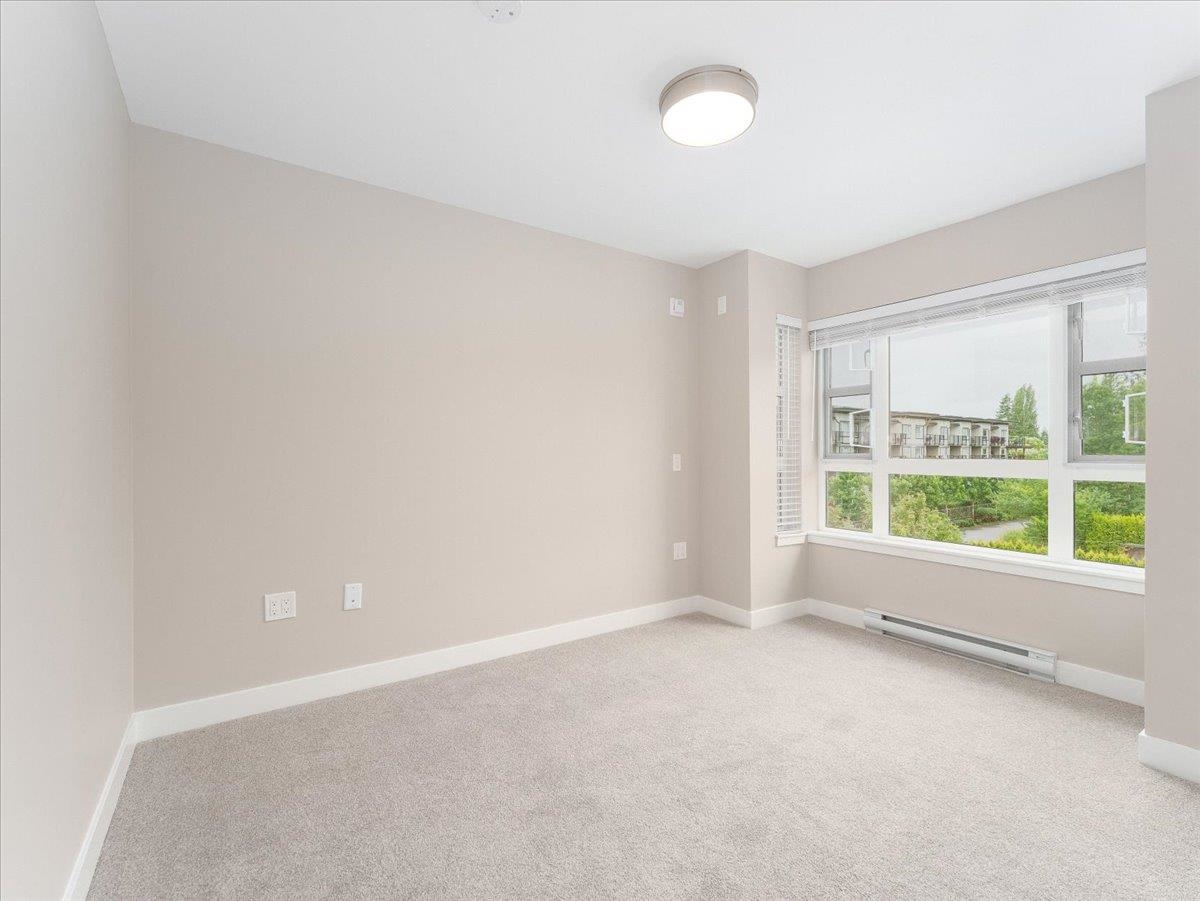 Bedroom 3 Photo of 314 22562 121 Avenue, Maple Ridge, BC