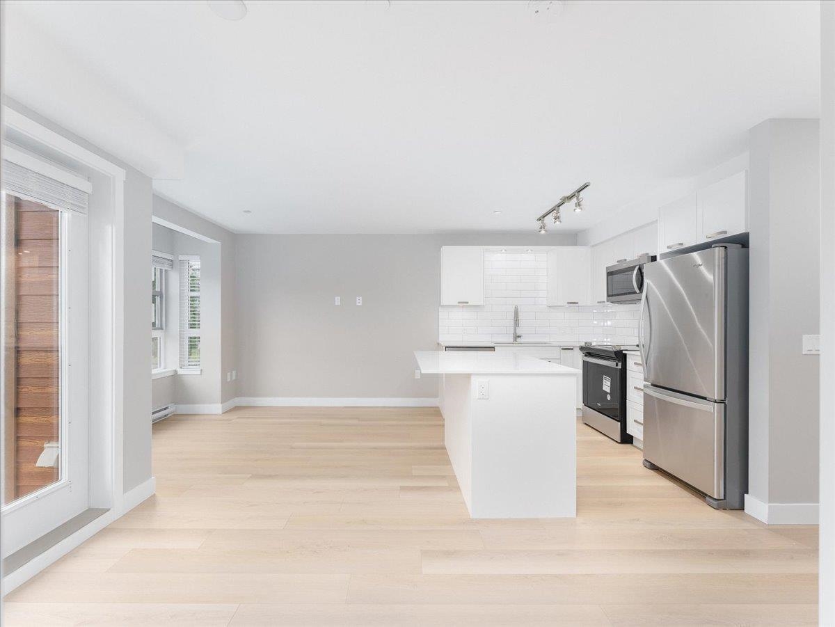 Breakfast Nook Photo of 314 22562 121 Avenue, Maple Ridge, BC