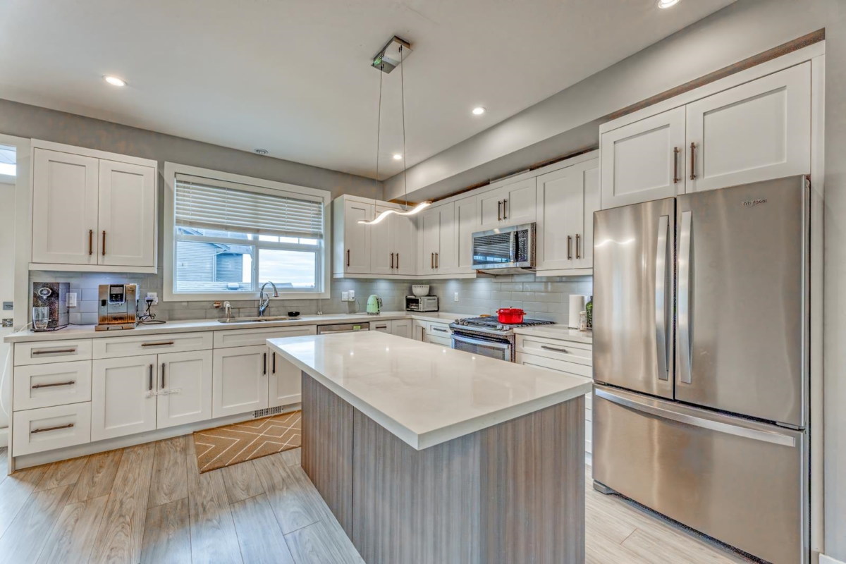 Kitchen Photo of 104 1392 Trafalgar Street, Coquitlam, BC