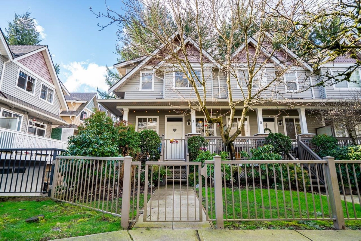 Living Room Photo of 5 19063 Mcmyn Road, Pitt Meadows, BC