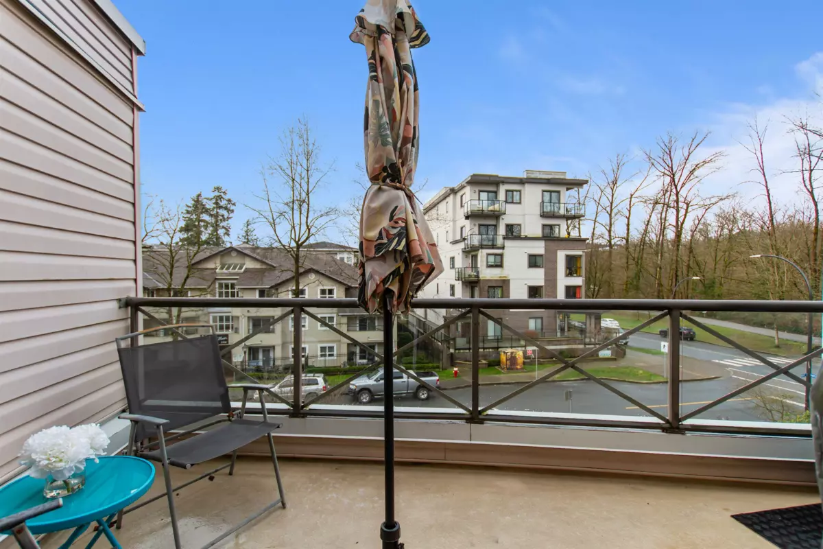 Garage Interior Photo of 306 2357 Whyte Avenue, Port Coquitlam, BC
